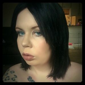 100% remy human hair wig. Black with burgundy tint